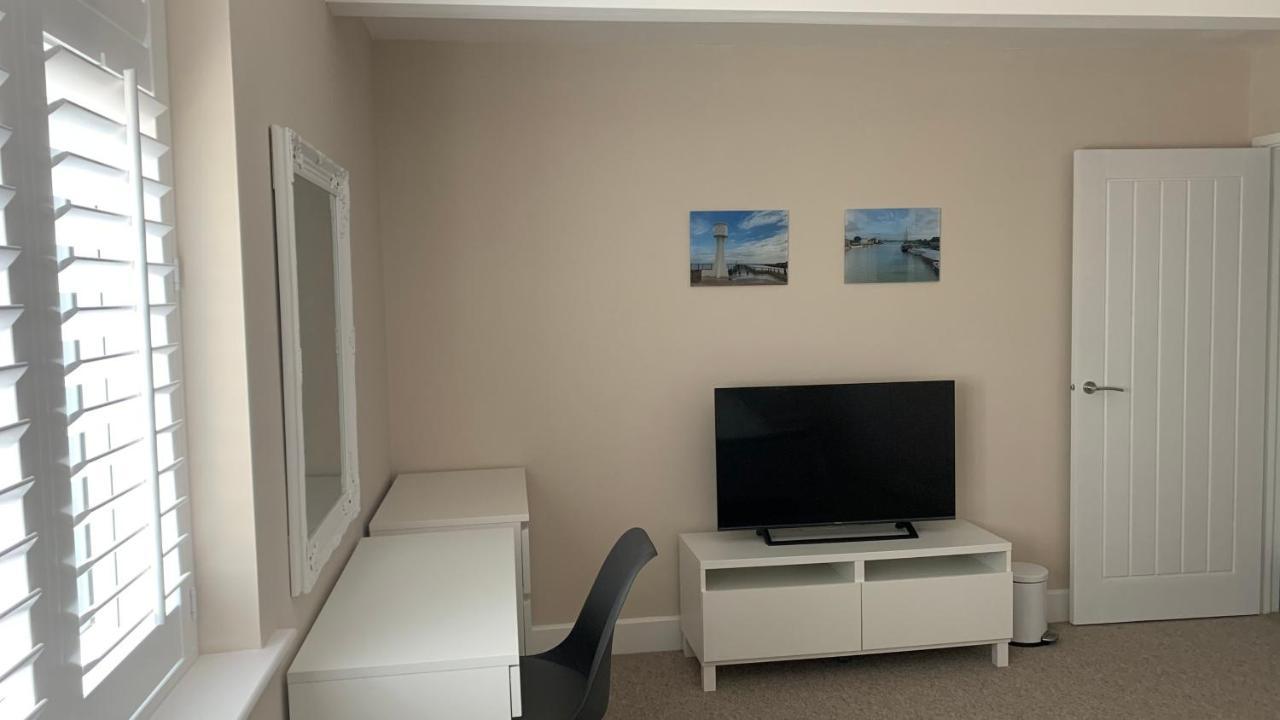 Cosy Corner Villa Литълхамптън Екстериор снимка