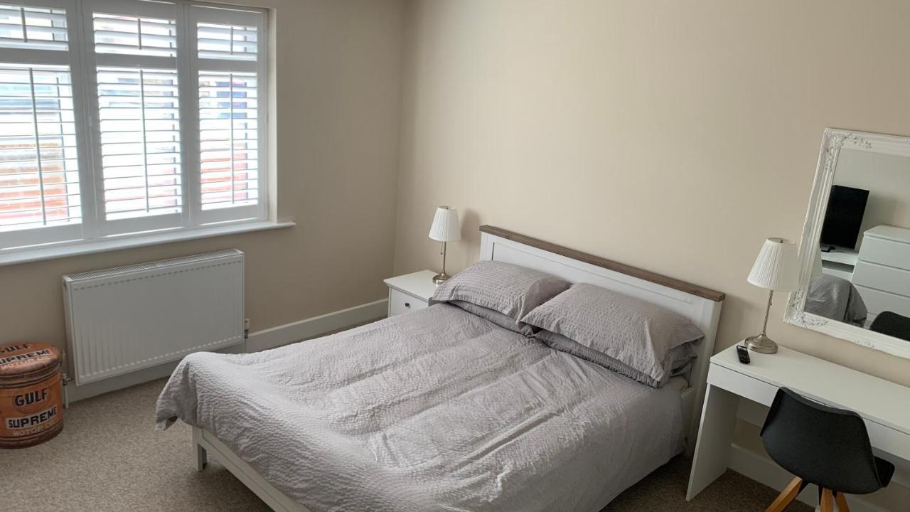 Cosy Corner Villa Литълхамптън Екстериор снимка